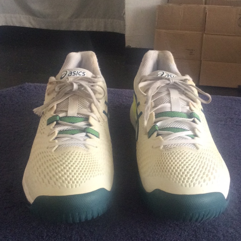 ASICS Cream and Teal Athletic Sneakers